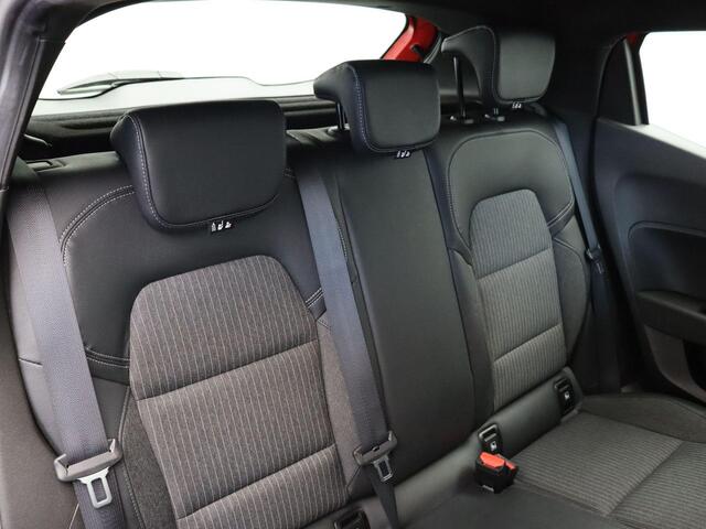 Renault CLIO 1.0 TCe Intens | Clima | Navi | LED | Keyless | Trekhaak 900KG.