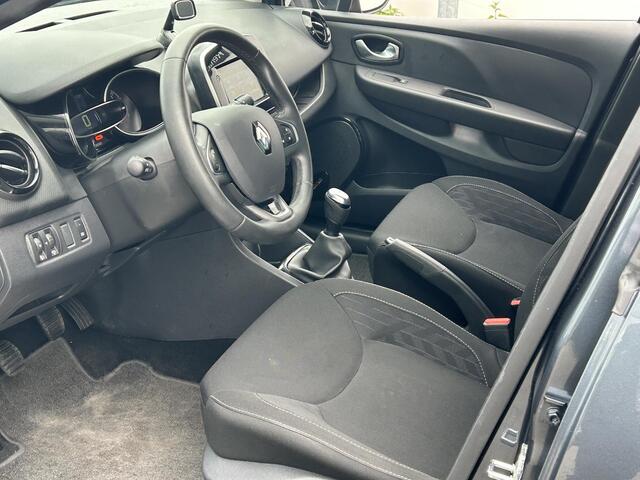 Renault CLIO 0.9 TCe Limited | Navigatie | Parkeersensoren Achter | Airco | Cruise Control |
