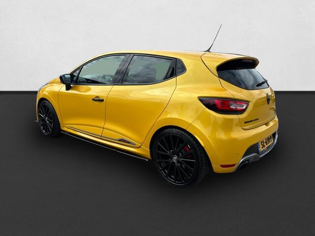 Renault CLIO 1.6 Turbo R.S. Trophy AKRA / CRUISE / MAXTON / CAMERA / VOL-LEDER