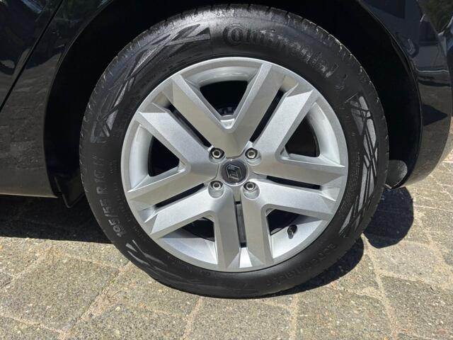 Renault CLIO 1.0 TCE **DAB//CARplay//Weinig kmters!**