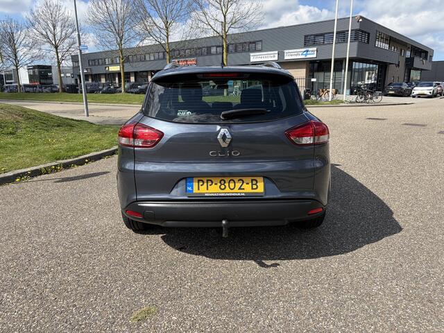 Renault CLIO Estate 0.9 TCe Zen TREKHAAK / AIRCO / NAVIGATIE / CRUISE CONTROLE.