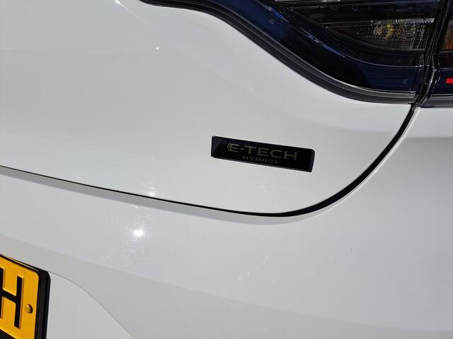 Renault CLIO 1.6 E-Tech Full Hybrid 145 techno