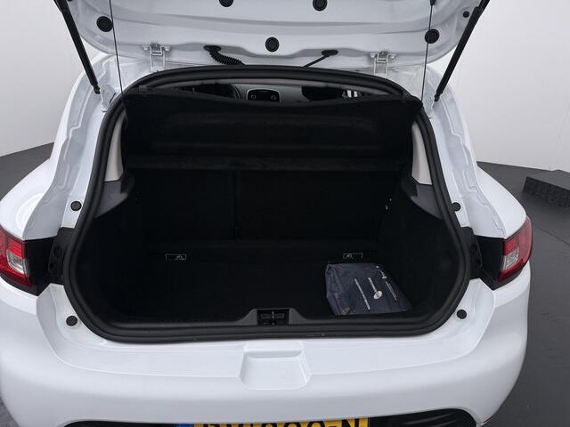 Renault CLIO 0.9 TCe Life - Airconditioning - Cruise Control - Radio