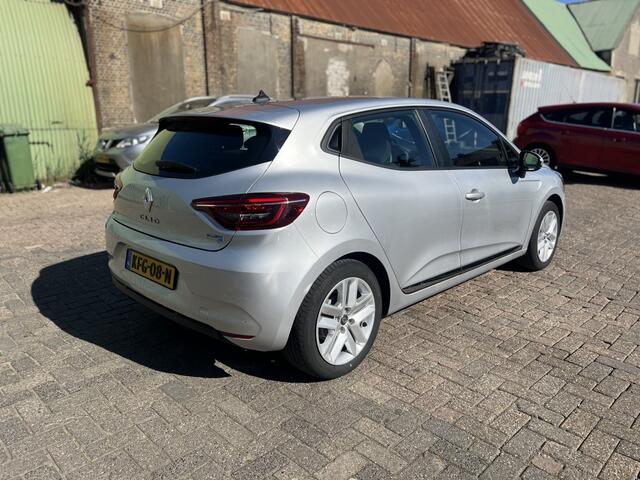 Renault CLIO 1.6 ET H 140 CARPLAY NWE APK Intens