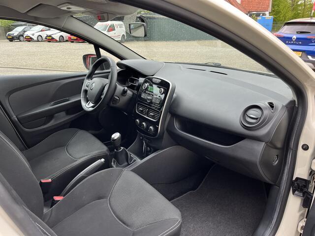 Renault CLIO Estate 0.9 TCe Life 1e Eign. Incl. Beurt