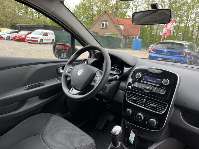 Renault CLIO Estate 0.9 TCe Life 1e Eign. Incl. Beurt