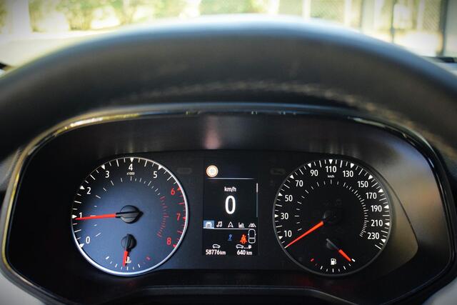 Renault CLIO 1.0 TCe Evolution 1EIG|PARKEERSENSOREN|NAVIGATIE|
