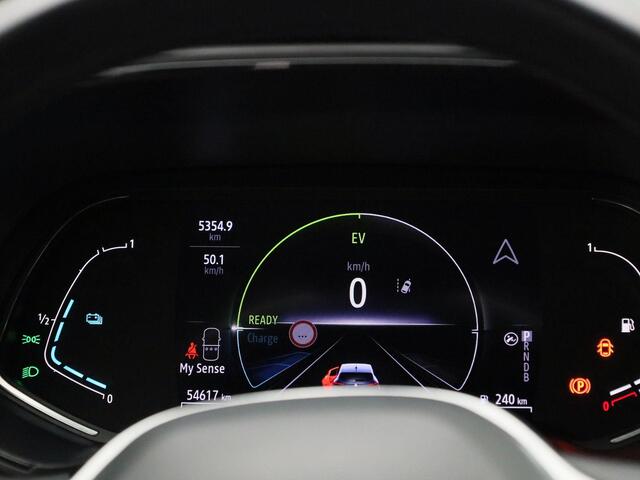 Renault CLIO 1.6 E-Tech Hybrid Initiale Paris 140PK | Automaat | Navigatie 9,3'' | Adaptieve Cruise Control | Stoel- en Stuurverwarming | 360 Camera | Volleder Interieur | 17'' Inch Velgen | Apple CarPlay & Android Auto