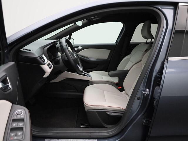 Renault CLIO 1.6 E-Tech Hybrid Initiale Paris 140PK | Automaat | Navigatie 9,3'' | Adaptieve Cruise Control | Stoel- en Stuurverwarming | 360 Camera | Volleder Interieur | 17'' Inch Velgen | Apple CarPlay & Android Auto