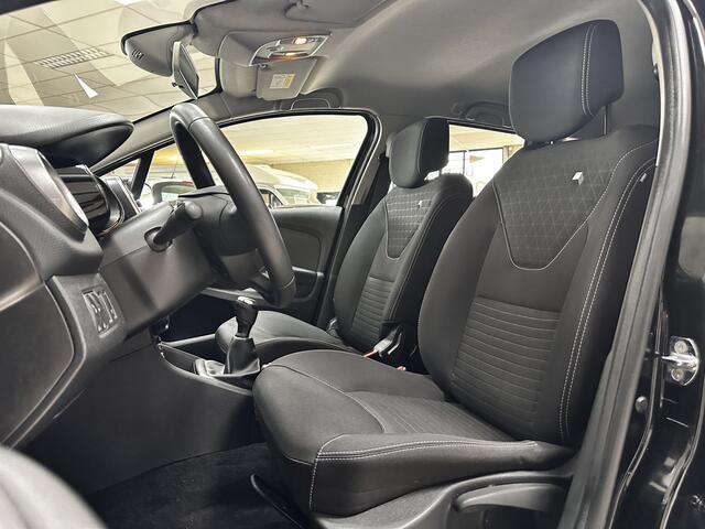 Renault CLIO Estate 0.9 TCe Intens/ Trekhaak/ Led Dagrijverl./ 16''LMV/ DAB+/ Clima/ Navi/ Cruise/ Bluetooth/ Multi.LEDER.Stuur/ Elek.Pakket/ Isofix/ PDC.