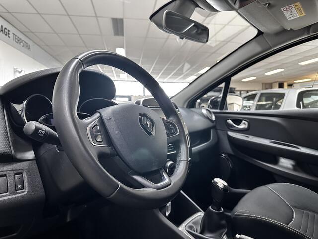 Renault CLIO Estate 0.9 TCe Intens/ Trekhaak/ Led Dagrijverl./ 16''LMV/ DAB+/ Clima/ Navi/ Cruise/ Bluetooth/ Multi.LEDER.Stuur/ Elek.Pakket/ Isofix/ PDC.