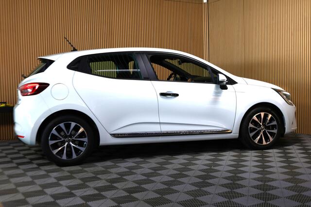 Renault CLIO 1.6 E-Tech Hybrid 140 Business Zen NAVI PDC CRUISE "21
