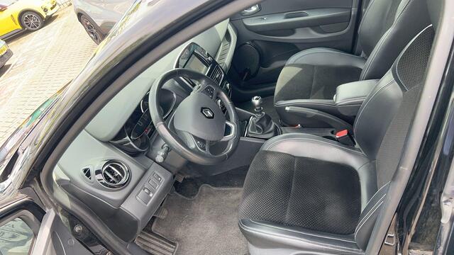 Renault CLIO Estate 1.2 TCe 120 Intens l CAMERA l TREKHAAK l LED l CRUISE l CLIMATE l DEALER ONDERHOUDEN