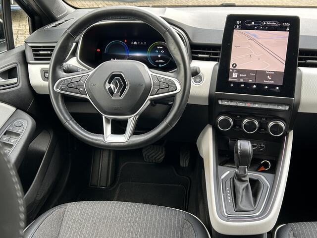 Renault CLIO 1.6 E-Tech Hybrid 145 Techno | Navigatie | Camera | Verwarmbare voorstoelen & Stuurwiel | Climate Control |