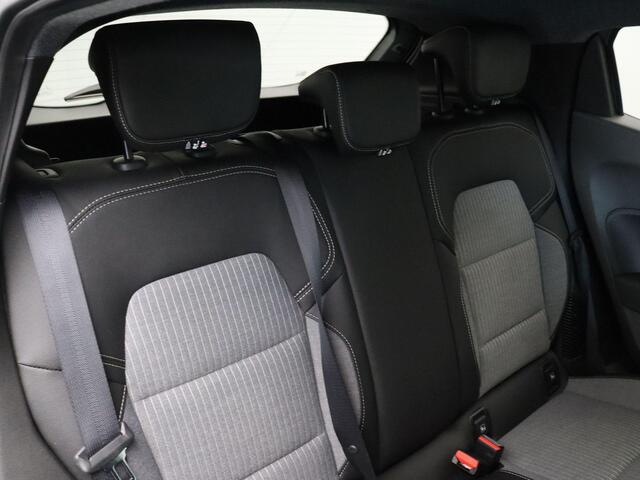 Renault CLIO 1.6 E-Tech Full Hybrid 145 techno | Achteruitrijcamera | Climate Control | Lichtmetalen velgen | Navigatie |