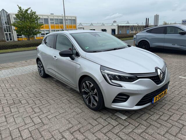 Renault CLIO 1.0 TCe Intens 100pk | Navigatie | Pack Style | Trekhaak Afneembaar