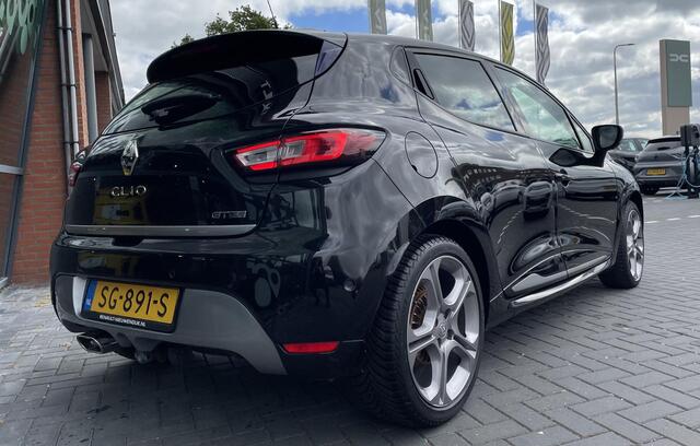 Renault CLIO 1.2 TCe Intens GT | afn. trekhaak | 17" lichtmetalen velgen | Licht- en regensensor | Stoelverwarming | All Season banden |