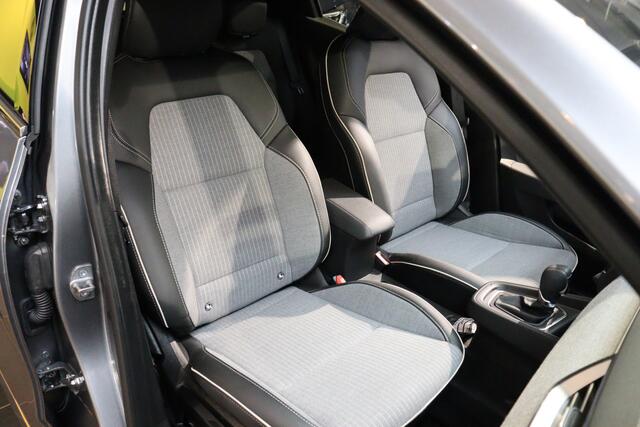 Renault CLIO 1.6 E-Tech Full Hybrid 145 techno