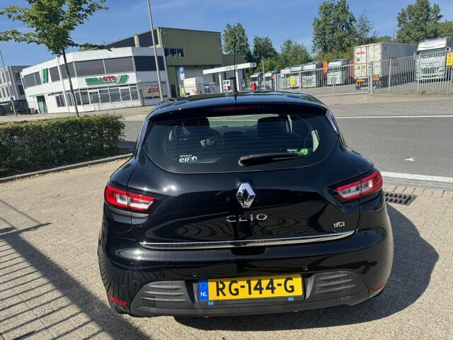 Renault CLIO 1.5DCI Intens Keyl. Led Leer Clima Sensor
