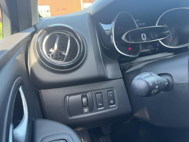 Renault CLIO 1.5DCI Intens Keyl. Led Leer Clima Sensor