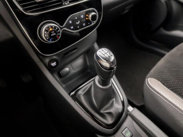 Renault CLIO Estate 0.9 TCe Intens (NAVIGATIE, CLIMATE, LEDER, TREKHAAK, SPORTSTOELEN, PARKEERSENSOREN, CRUISE, NIEUWSTAAT)