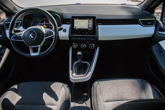 Renault CLIO 1.6 E-Tech Full Hybrid 145 techno | Stoelverwarming | Trekhaak