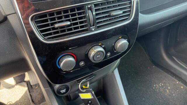 Renault CLIO 0.9 TCe Life DEALER OH / AIRCO / ELEK RAMEN / CRUISE / DAB+ / BLUETOOTH / NL-AUTO