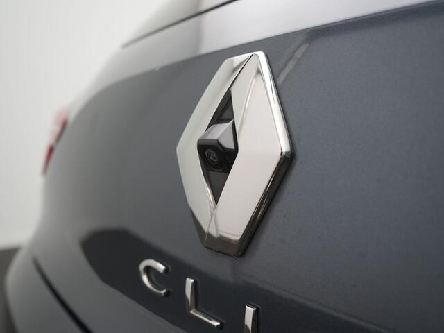 Renault CLIO 1.6 E-Tech Hybrid 140 Initiale Paris - RIJKLAARPRIJS - Achteruitrijcamera - Stoel- en Stuurverwarming - Trekhaak