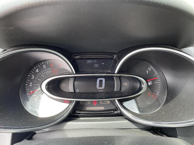 Renault CLIO Estate 0.9 TCe 90 Limited | Trekhaak | All season banden | Keyless | Navigatie | Airco | Cruise Control | Lichtmetalen velgen 16"