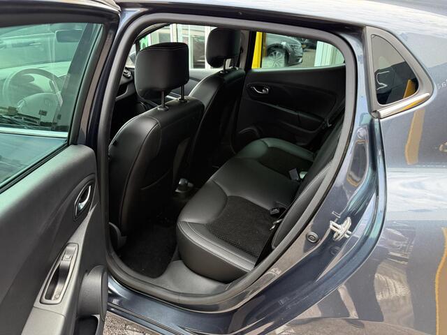 Renault CLIO 0.9 TCe Intens | NAP | 1e eigenaar | 100% dlr onderhouden | Navigatie | Achteruitrijcamera | DAB | LED | Climate Control |