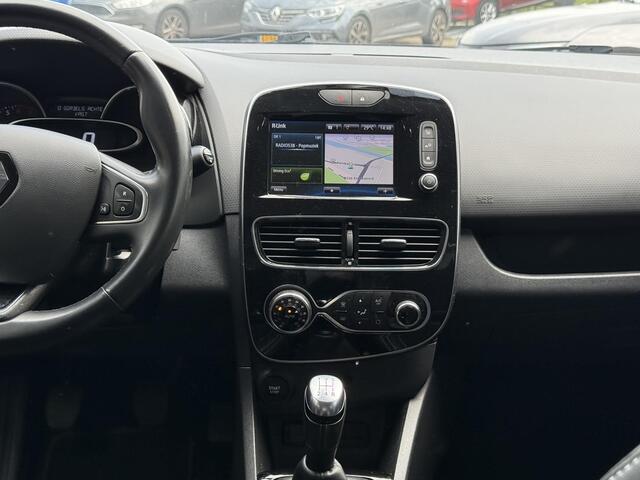 Renault CLIO 0.9 TCe Intens | NAP | 1e eigenaar | 100% dlr onderhouden | Navigatie | Achteruitrijcamera | DAB | LED | Climate Control |
