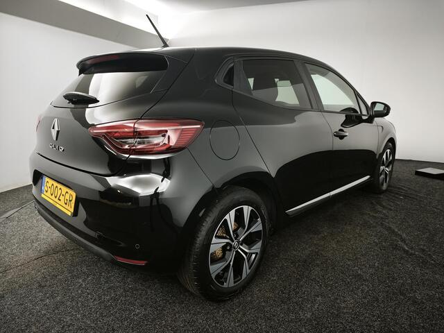Renault CLIO 1.0 TCe 90 Evolution | Navigatie | 16"velgen | Parkeersensoren |
