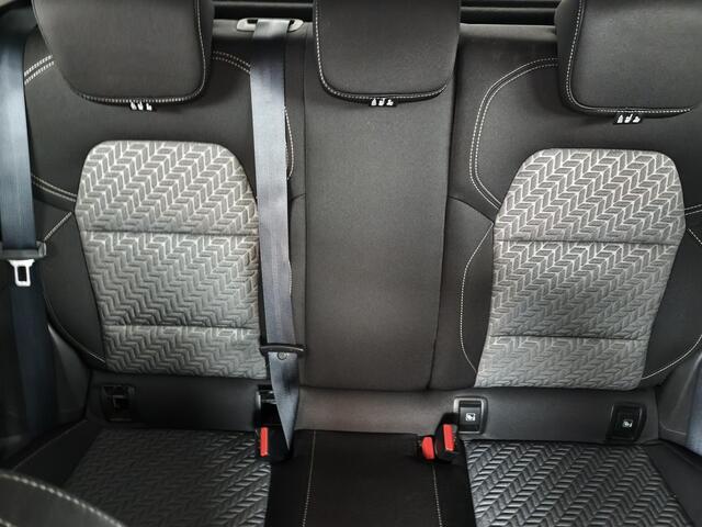 Renault CLIO 1.0 TCe 90 Evolution | Navigatie | 16"velgen | Parkeersensoren |