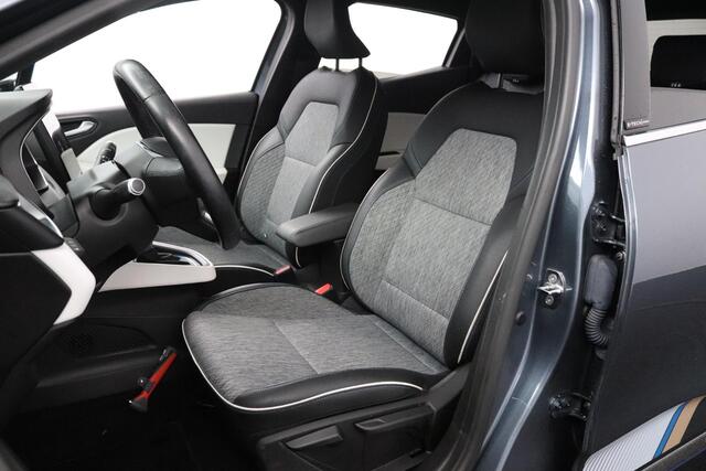Renault CLIO 1.6 E-Tech Hybrid 140 Serie Limitee E-TECH | Trekhaak | Pack Style | Carplay/Android auto |