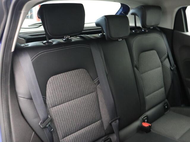 Renault CLIO TCe 90pk Intens | Climate control | 360 graden camera | Navigatie | Keyless Entry |