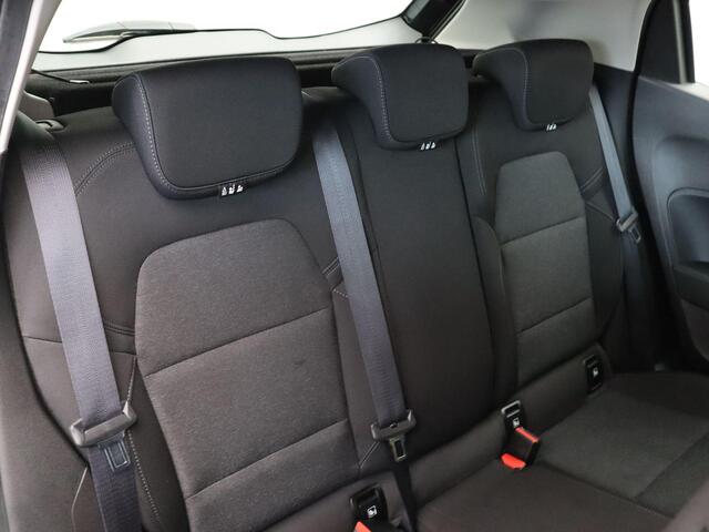 Renault CLIO 1.0 TCe Zen | Parkeersensoren achter | Navigatie | Cruise control | Airco |