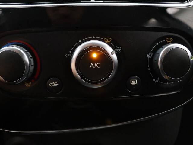 Renault CLIO Estate TCe Limited 90pk Airco | Cruise | Parkeersens. achter