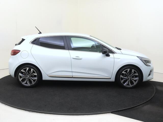 Renault CLIO 1.6 E-Tech Hybrid 140 Intens | airco automatisch | Apple Carplay/Android | cruise control | LED koplampen | lichtmetalen velgen 17" | navigatiesysteem full map |