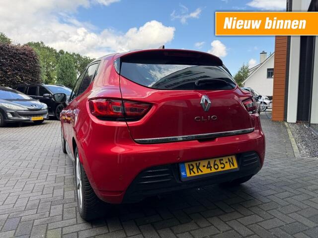 Renault CLIO 0.9 TCE Limited,Airco,Navi,Cruise,PDC,LMV,Dealer OH,HiFi,Elekt Pakket,Privacy