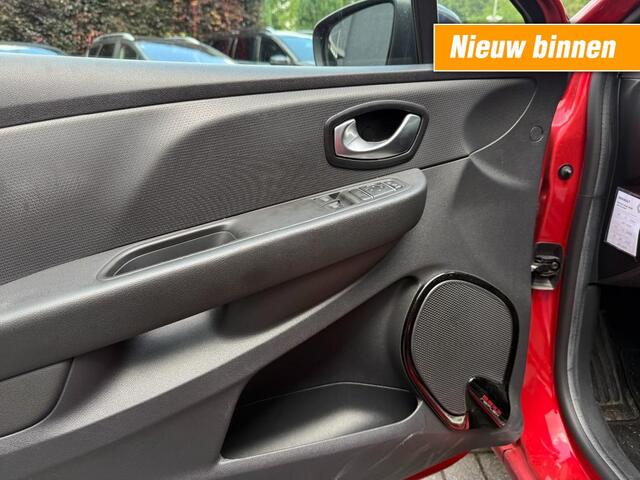 Renault CLIO 0.9 TCE Limited,Airco,Navi,Cruise,PDC,LMV,Dealer OH,HiFi,Elekt Pakket,Privacy