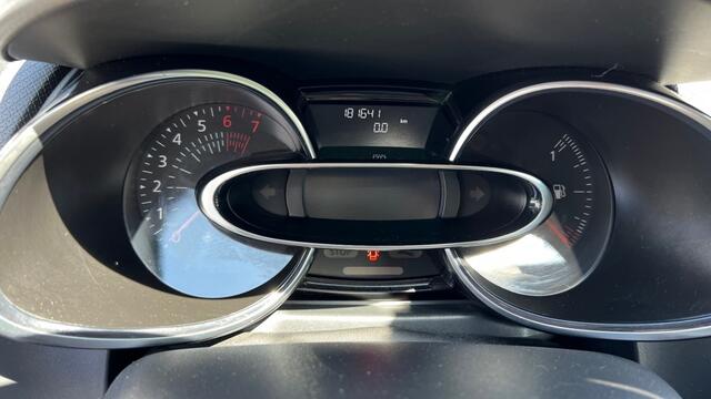 Renault CLIO Estate 0.9 TCe Limited
