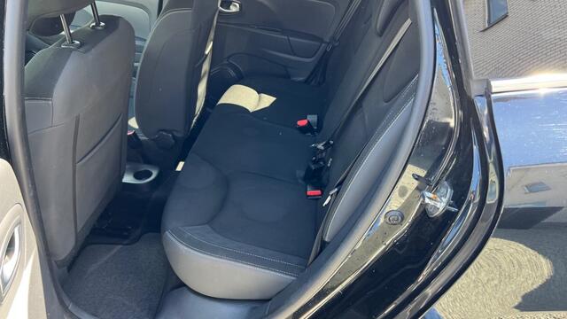 Renault CLIO Estate 0.9 TCe Limited