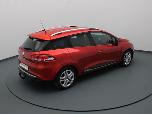 Renault CLIO Estate TCe 90pk Limited Navigatie | Apple Carplay/Android Auto