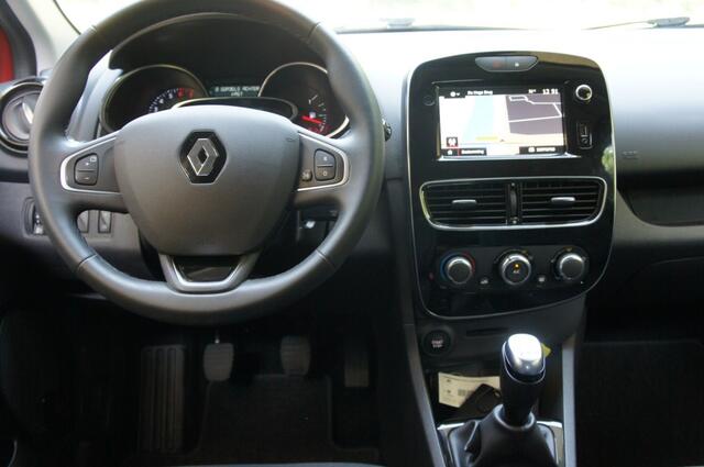 Renault CLIO 0.9 TCE LIMITED 1eEIG NAVI/PDC/CRUISE/NL-AUTO VOLLEDIG DEALER ONDERH.