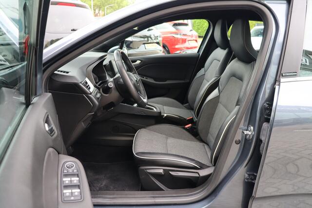 Renault CLIO 1.6 E-Tech Hybrid 140 Intens | Trekhaak | Climate Control | Carplay | Allseasons