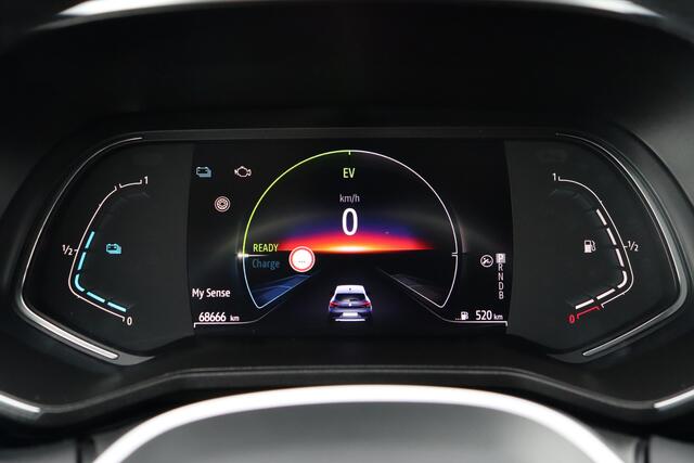 Renault CLIO 1.6 E-Tech Hybrid 140 Intens | Trekhaak | Climate Control | Carplay | Allseasons