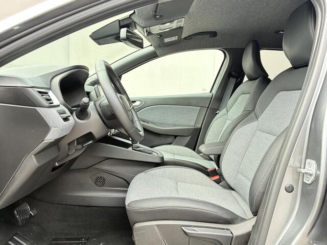 Renault CLIO 1.6 E-Tech Full Hybrid 145 techno / Fabrieksgarantie t/m 09-2027 / Achteruitrijcamera / Apple Carplay/Android Auto / Navigatie / All-Season Banden / Stoel-/Stuurverwarming /