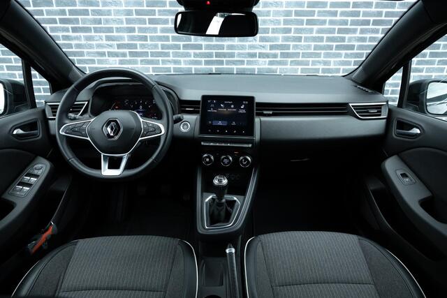 Renault CLIO 1.0 TCe 90 Intens | Navigatie | Apple Carplay | Android Auto | Achteruitrijcamera | Parkeersensoren | Keyless Entry | Cruise Control | LED Koplampen | Lichtmetalen Velgen 16 inch