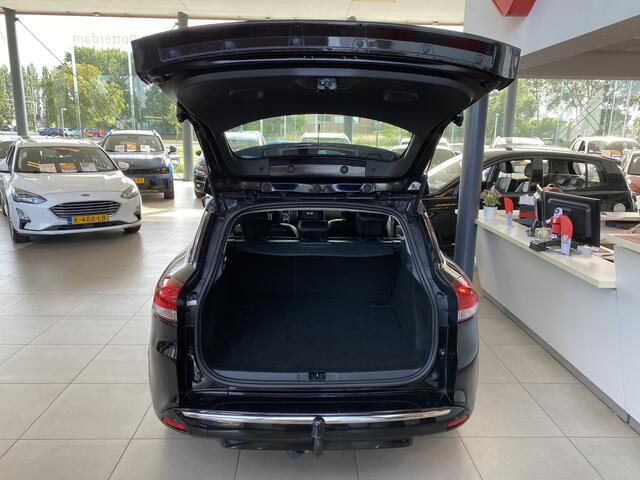 Renault CLIO Estate 0.9 TCe Intens,1e Eigenaar,Dealeronderhouden,Navigatie,Parkeerassistent,Climate&Cruiscontrol,Spraakbediening,Keyless,Trekhaak,Acteruitrijsensoren,Halfstof/Leder,Dakrail,16 Inch Lmv