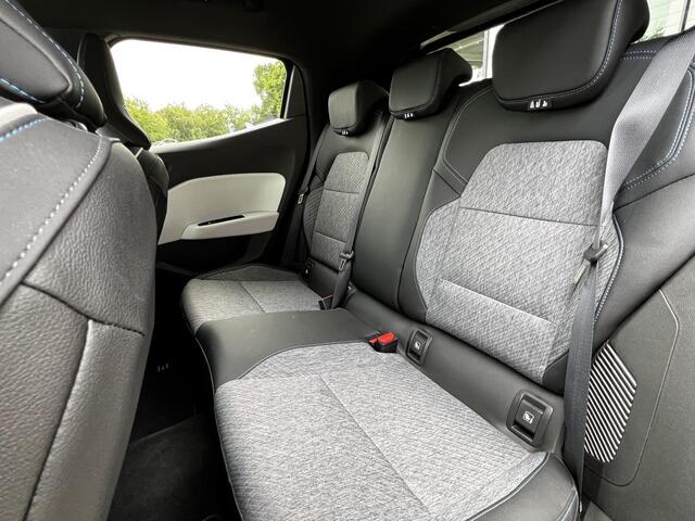 Renault CLIO 1.6 E-Tech Hybrid 140 Serie Limitee E-TECH | 360° Camera | Navigatie | Climate Control | Apple CarPlay / Android Auto |